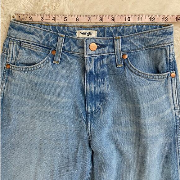 Wrangler World Wide Medium Wash Wide-leg Denim Jeans Size 24 - Picture 7 of 8